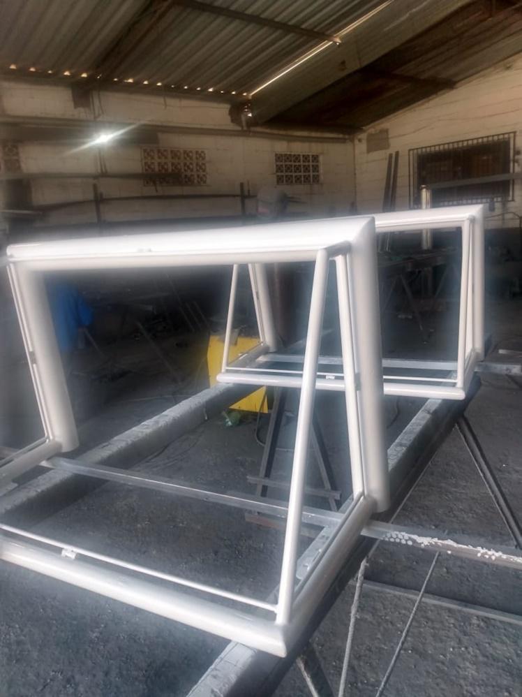 Fabricação estrutura para Quadra de Tênis